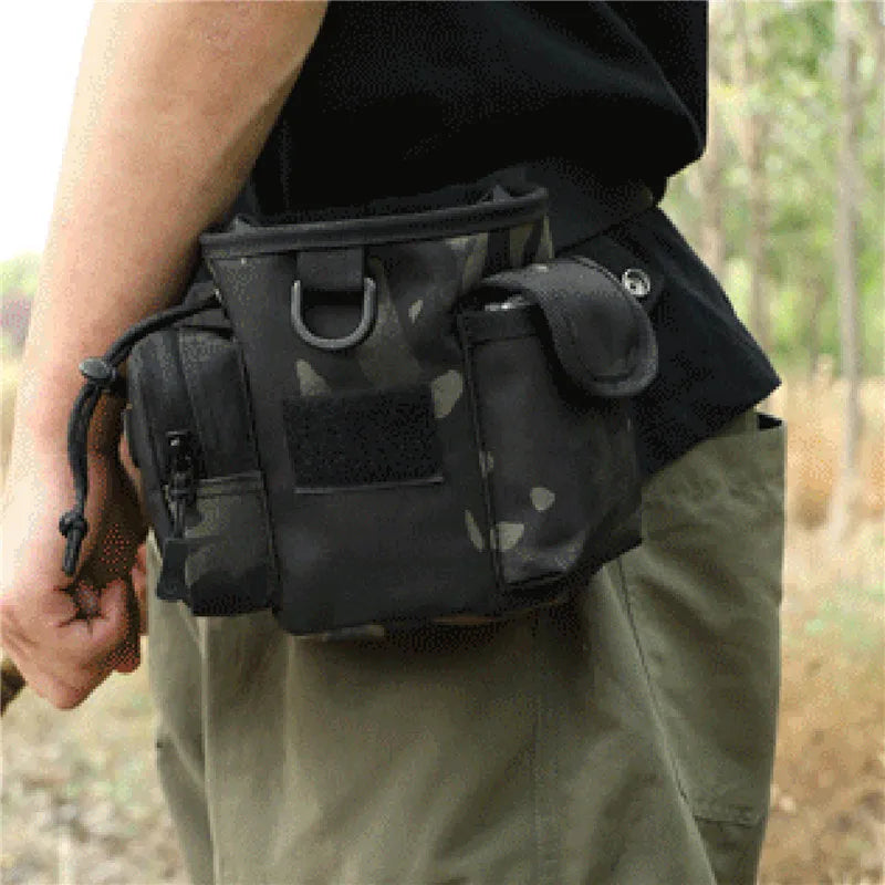 Tactical Dog Waist Pouch – Durable and Versatile for All Seasons